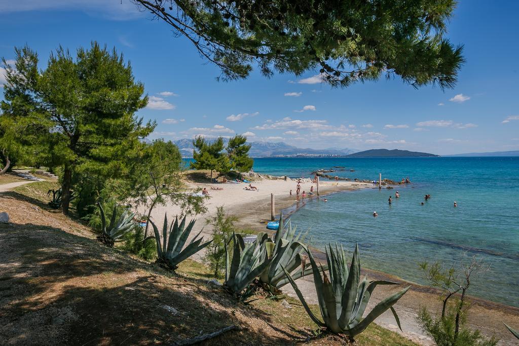 Apartments Villa Karlo Kaštela Eksteriør bilde