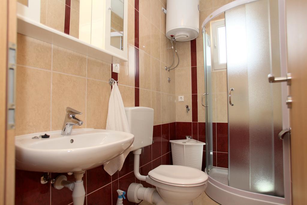 Apartments Villa Karlo Kaštela Eksteriør bilde
