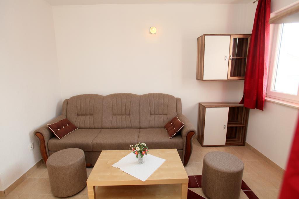 Apartments Villa Karlo Kaštela Eksteriør bilde