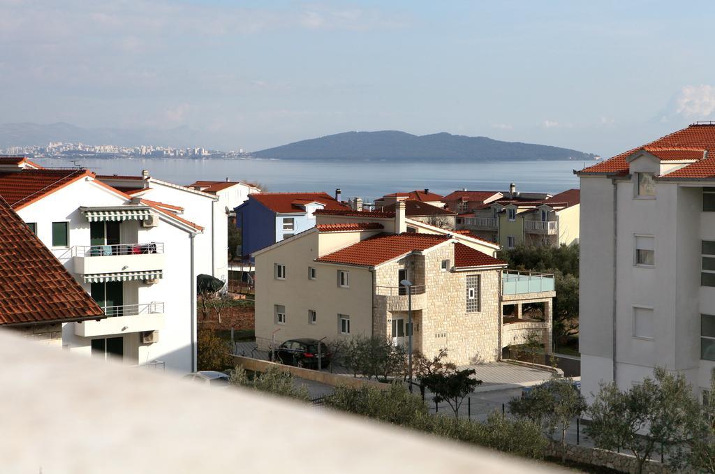Apartments Villa Karlo Kaštela Eksteriør bilde