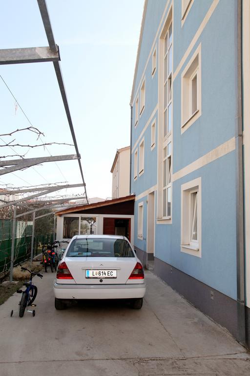 Apartments Villa Karlo Kaštela Eksteriør bilde