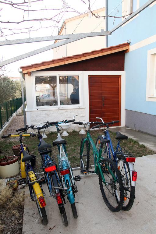 Apartments Villa Karlo Kaštela Eksteriør bilde
