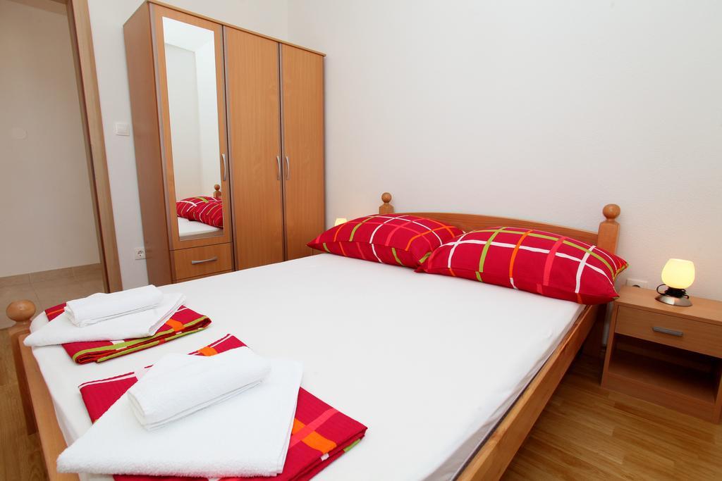 Apartments Villa Karlo Kaštela Eksteriør bilde