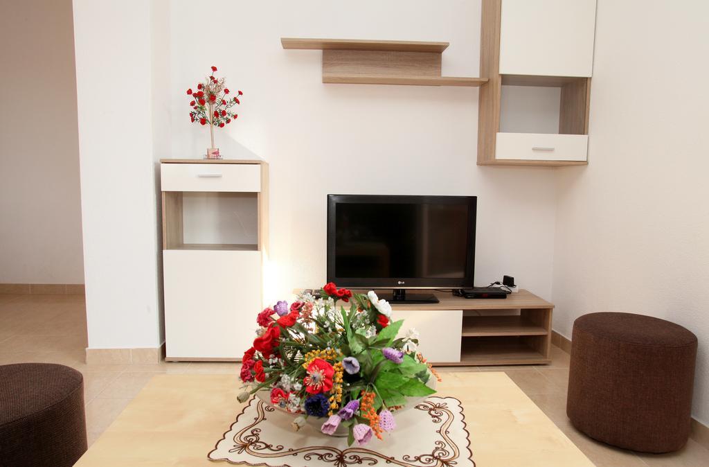Apartments Villa Karlo Kaštela Eksteriør bilde